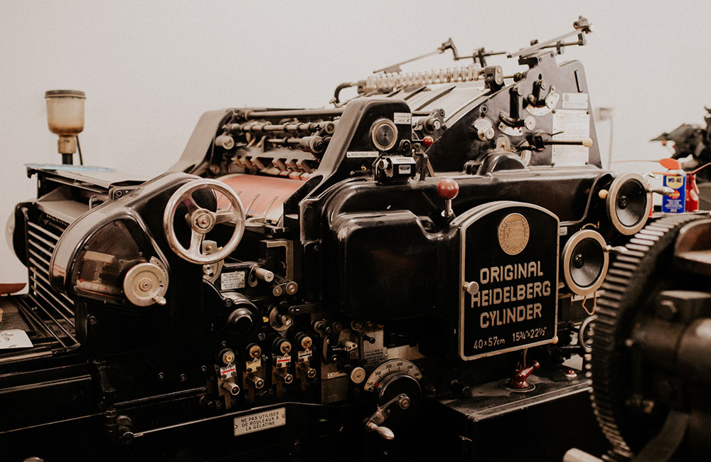atelier d'impression traditionnel - machine Heidelberg