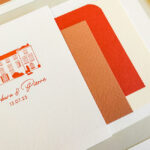 Faire-part de mariage moderne avec illustration de château – Letterpress en relief terracotta et ivoire - Poppypress