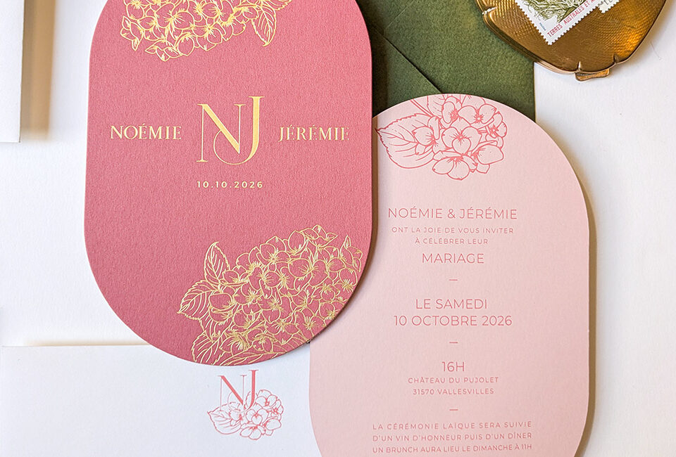 Faire-part mariage hortensia rose antique avec découpe sur mesure